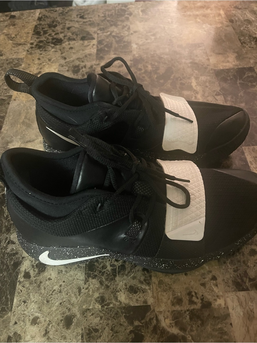 Nike Black and White Strap Detail Athletic Shoes